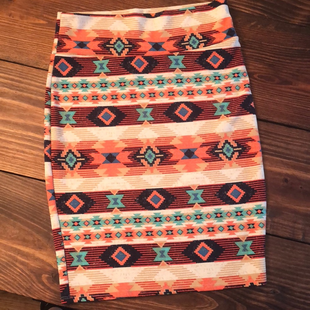 LuLaRoe skirt